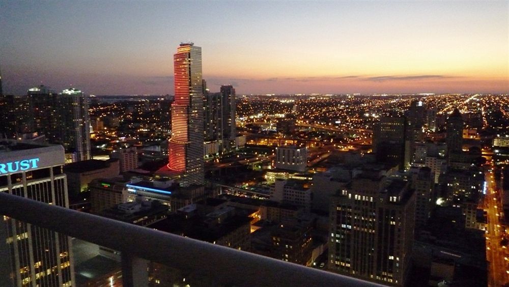 Luxury Apartments At 50 Biscayne Miami Exteriér fotografie